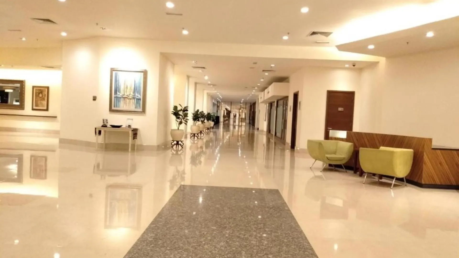 White Suite At Times Square Kuala Lumpur Malaysia